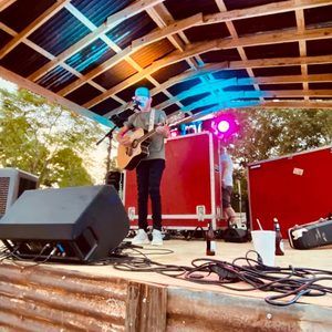 Meet your Posher, Jackson